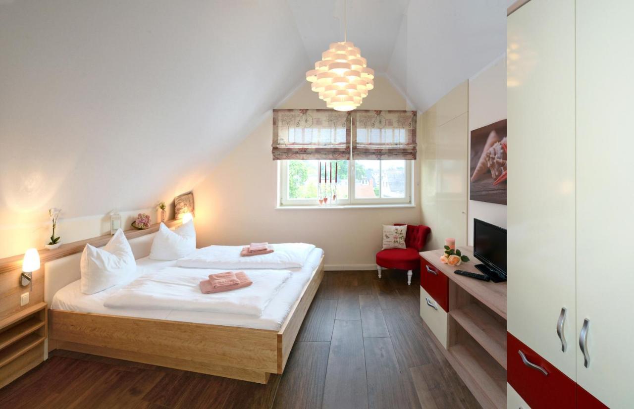 Neue Reihe 28 - Wohnung Vogelnest Цингст Экстерьер фото